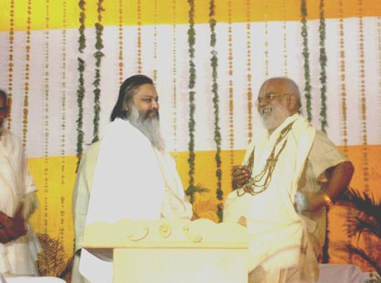Chaitra Navaratri 28 March 09 Brahmachari Girish and Brahmachari Vishwanathdas Shastri greeting each other.jpg